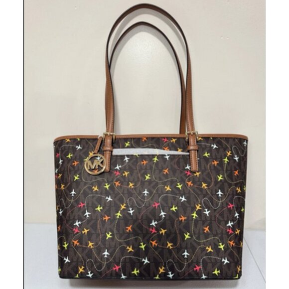 🆕 NWT ✨ MK Airplane Print Jet Set Medium Carryall Tote Bag Brown Multi - Picture 1 of 2
